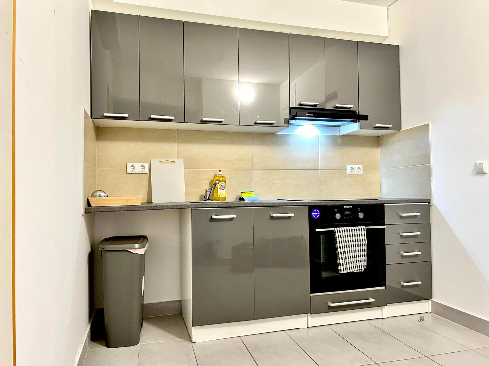 Stylish Schonbrunn Apartments With Free Parking Vienna Exterior photo
